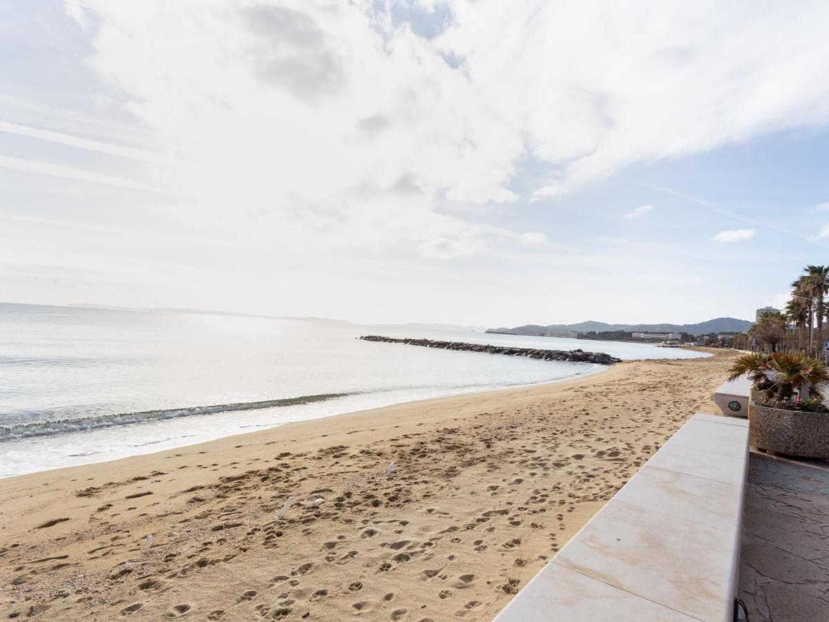 Studio Le Grand Large-4 By Interhome Le Lavandou Exterior foto