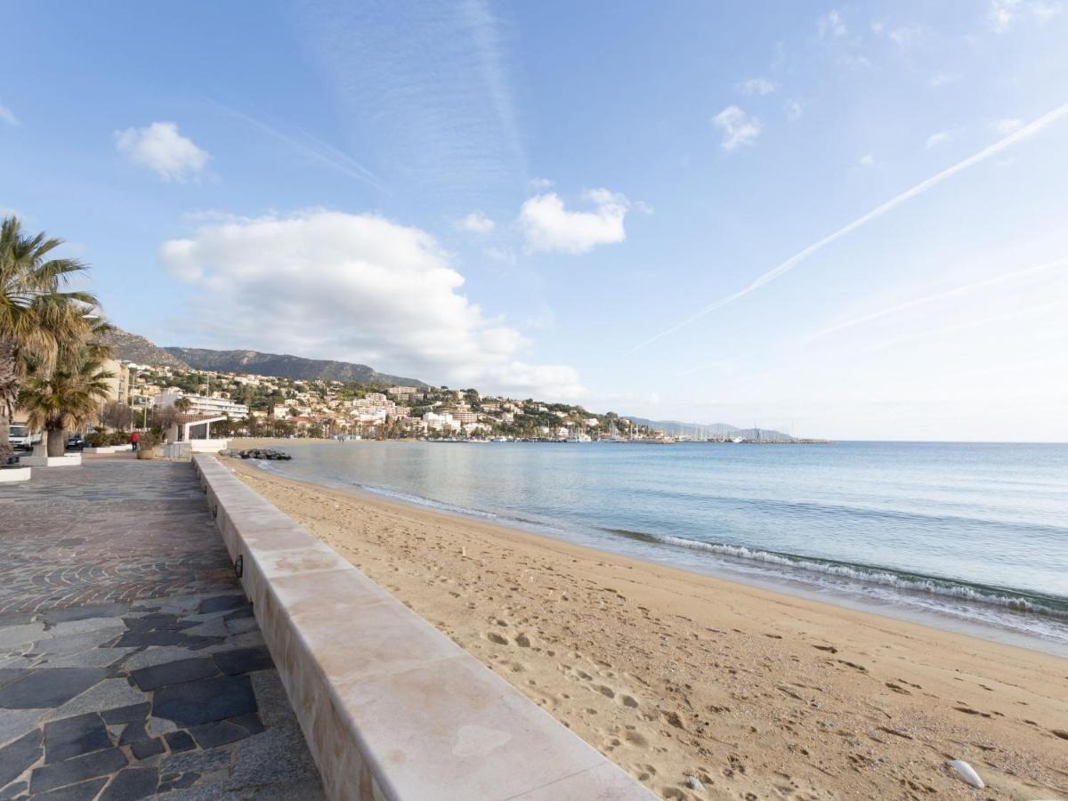 Studio Le Grand Large-4 By Interhome Le Lavandou Exterior foto