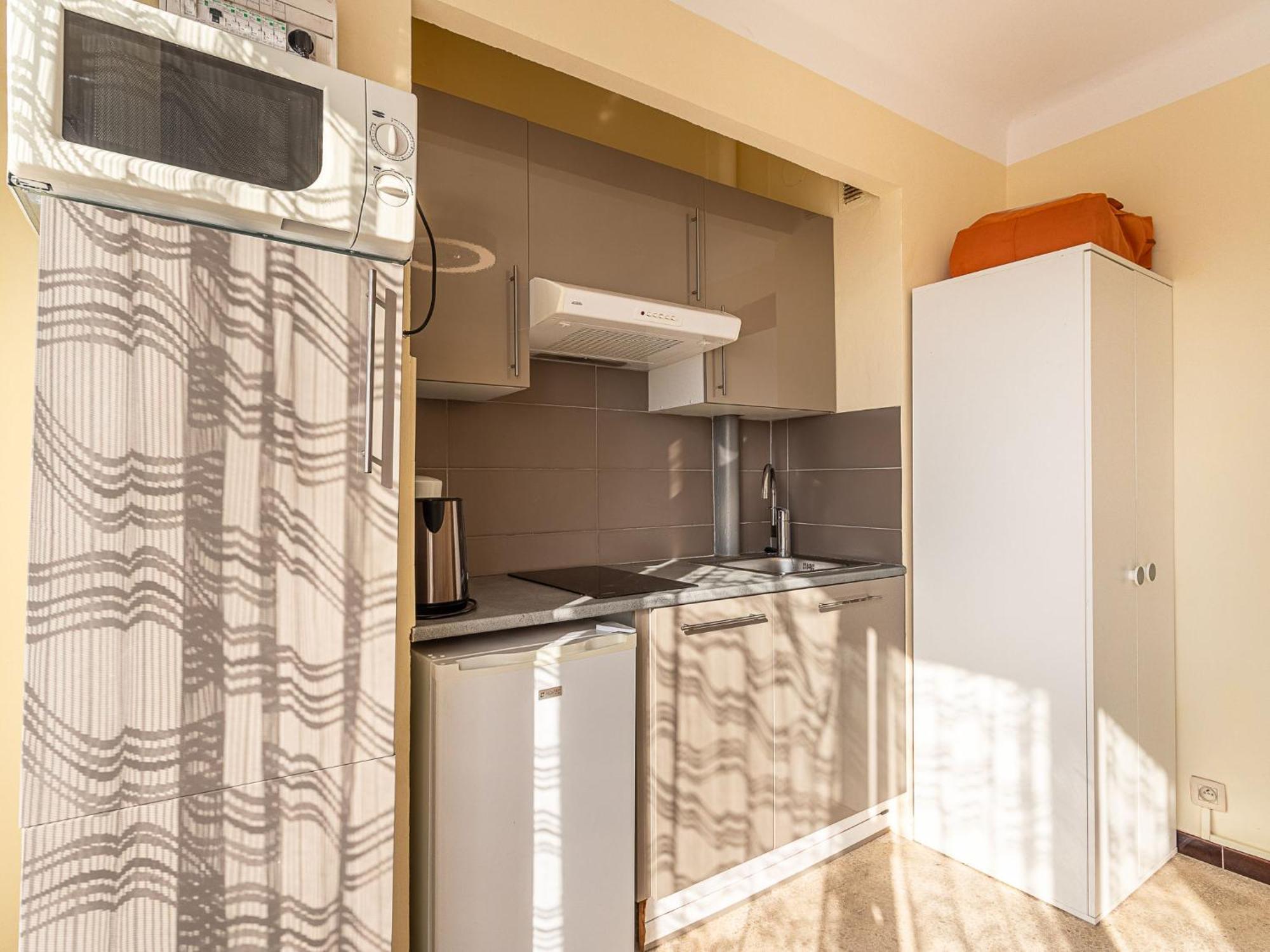 Studio Le Grand Large-4 By Interhome Le Lavandou Exterior foto