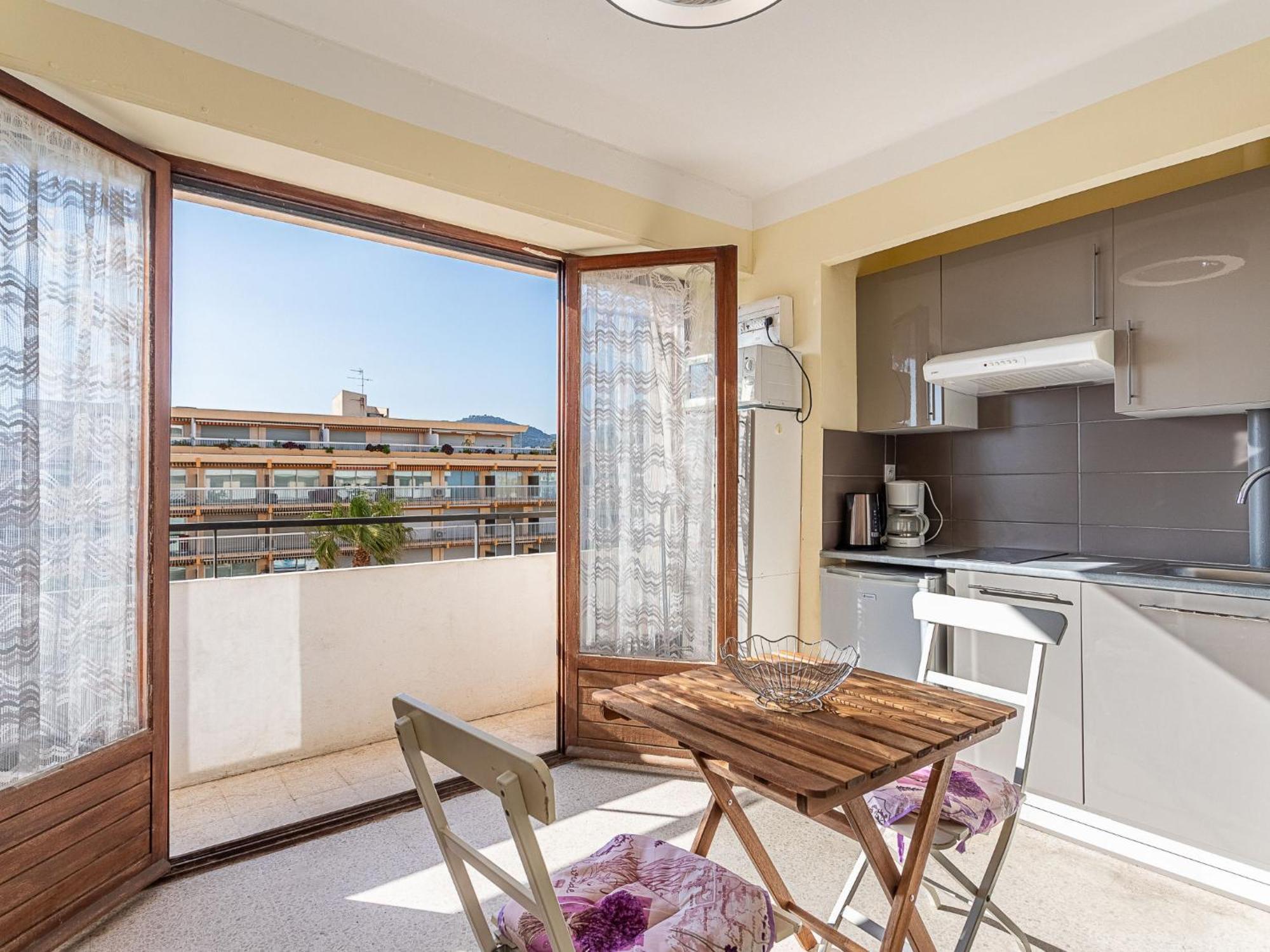 Studio Le Grand Large-4 By Interhome Le Lavandou Exterior foto